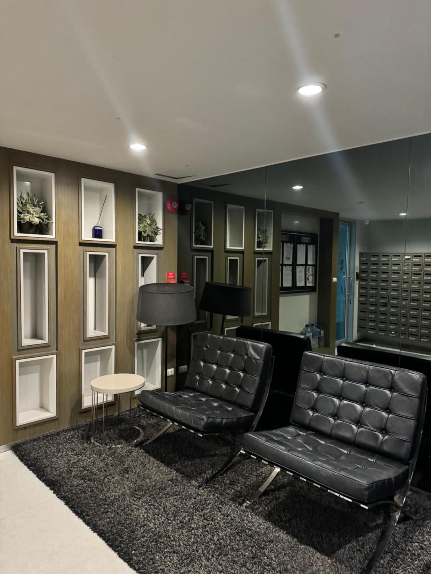 Lux Center Apartment